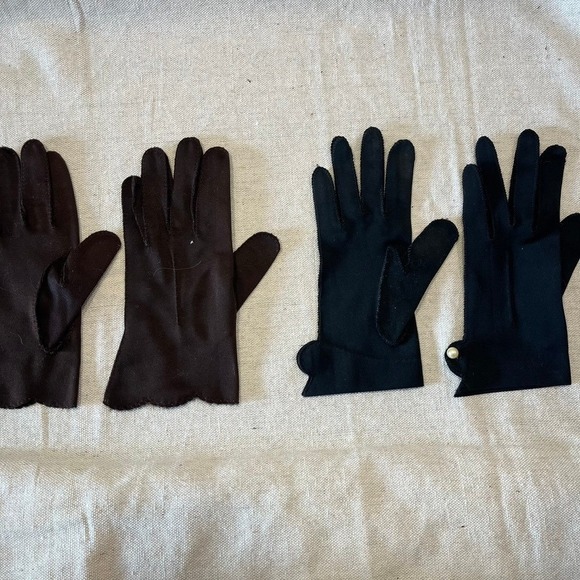 Accessories - Vintage Women Nylon Dress Gloves Bundle Brown Scalloped Black Pearl Button 7.5